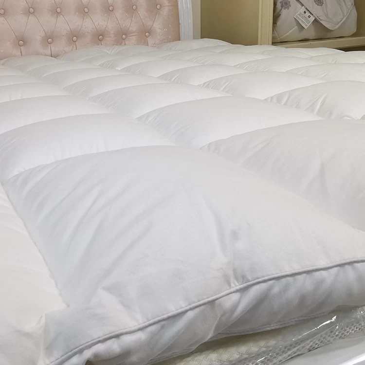 中國 無噪音雙人床墊套絎縫床墊保護套防水床墊套製造商 製造商