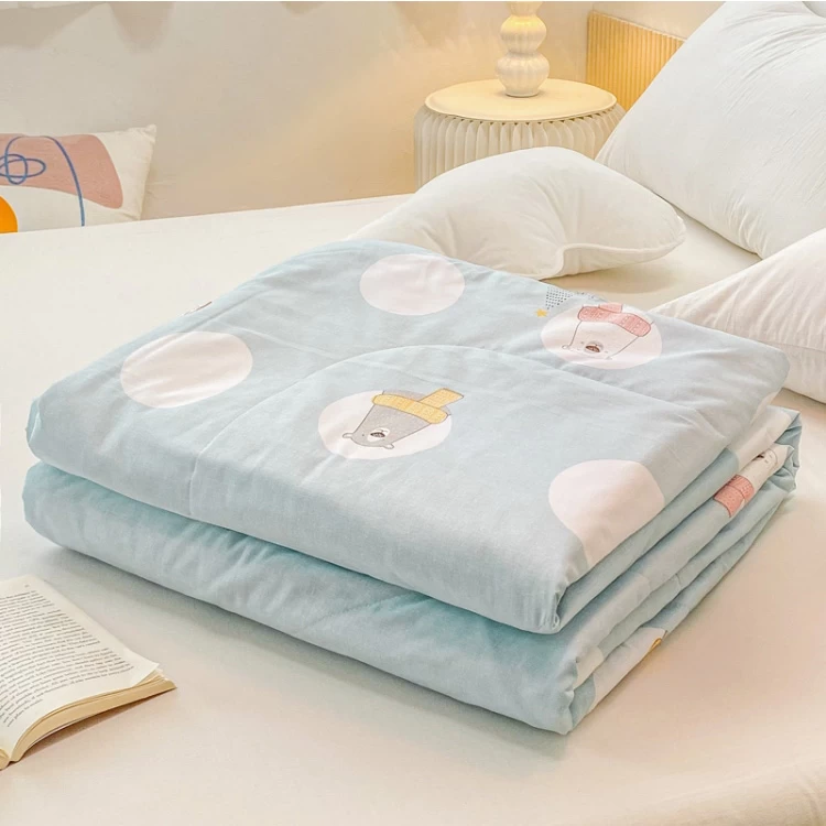 China Waschbare weiche und atmungsaktive antibakterielle Bettdecken China Kids Quilt Factory Hersteller