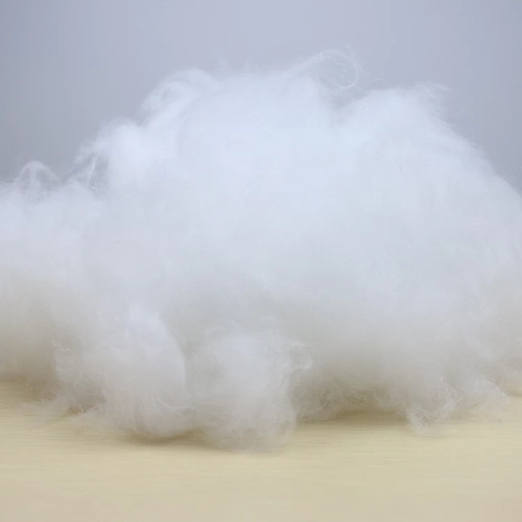 Chine Usine de ouate de fibre DuPont Sorona lavable douce et moelleuse fabricant