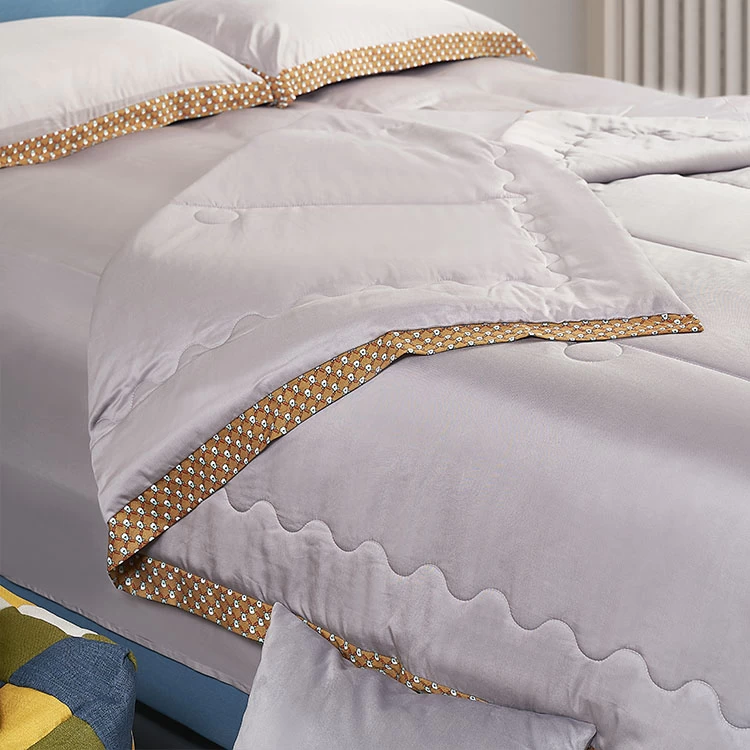 China Oem King Size Tencel Fabric Summer Bed Quilt Wholesale China Tencel Summer Quilt Manufacturer manufacturer