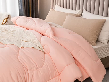 Что лучше, одеяло из полиэфирного волокна или хлопковое одеяло?