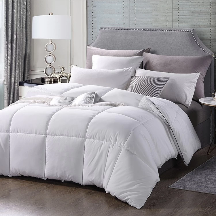 China Ultra Warm Microfiber Polyester Filling Bed Duvet Comforter Inner Quilted Winter Comforter Vendor manufacturer
