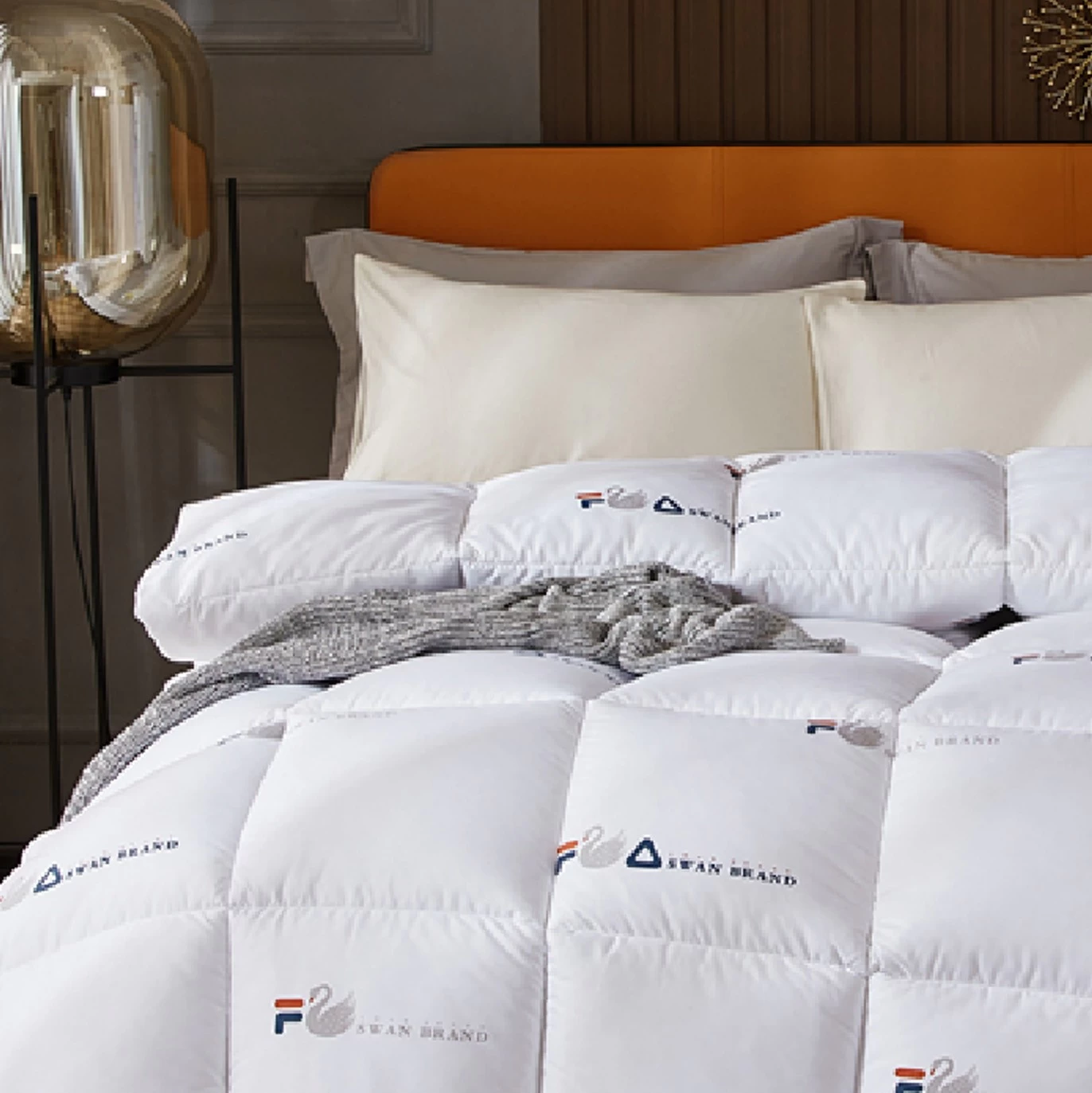 Comfortable Winter Comforter Factory OEM Washable Star Hotel China Duvet Comforter Manufacturer