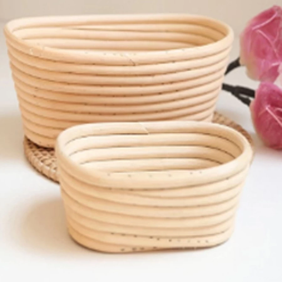 Oval Indonesia Woven Bakery Baskets With Cloth Cover Bread Proofing Basket With Indonesia Rattan