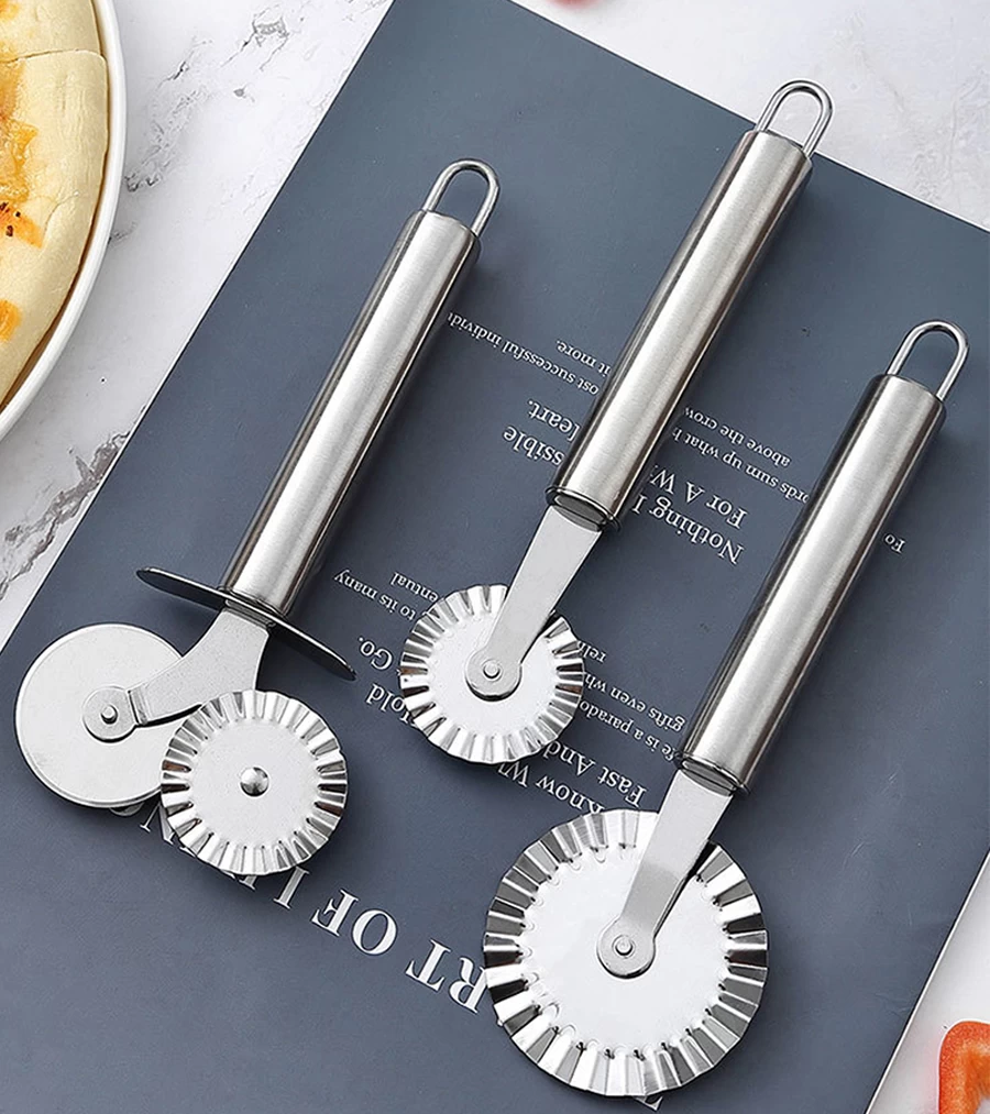 Stainless Steel Double Blade with Protective Blade Round Lace Knife Pizza Roller Pizza Wheel Cutter