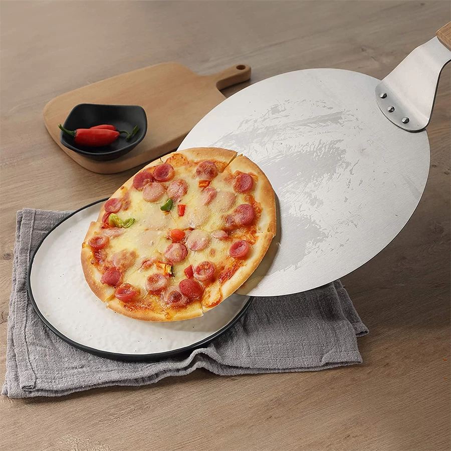 Pelle de cuisson courte qui respecte l'environnement avec la pizza en aluminium de poignée en bois tournant la peau ronde