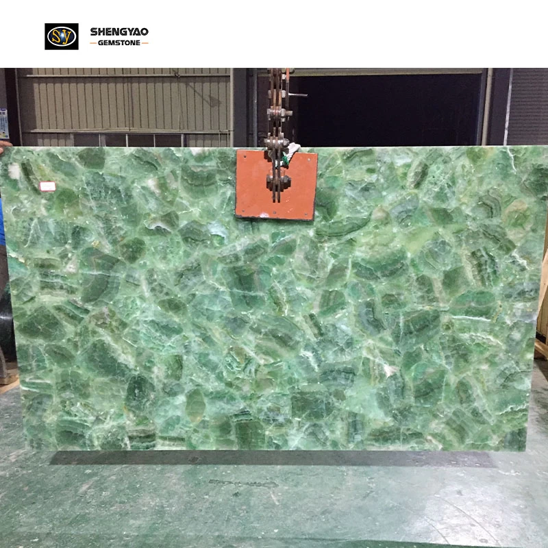 Dalle de pierre gemme de fluorite verte texturée