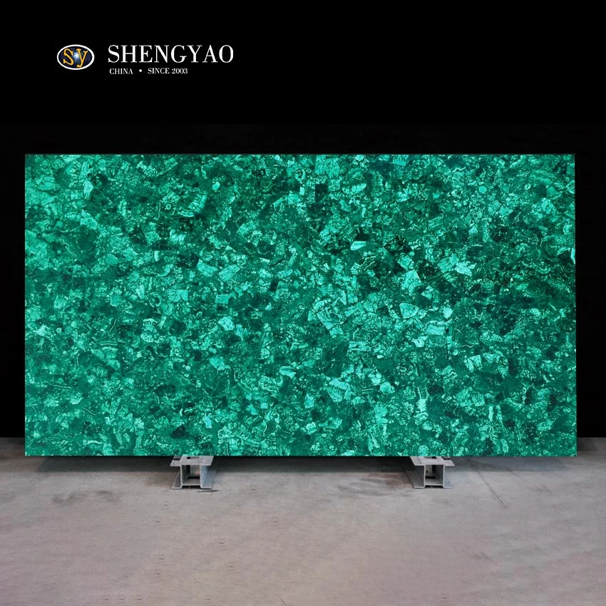 لوح من الأحجار شبه الكريمة من الملكيت الأخضر | أحجار كريمة مورد الصين