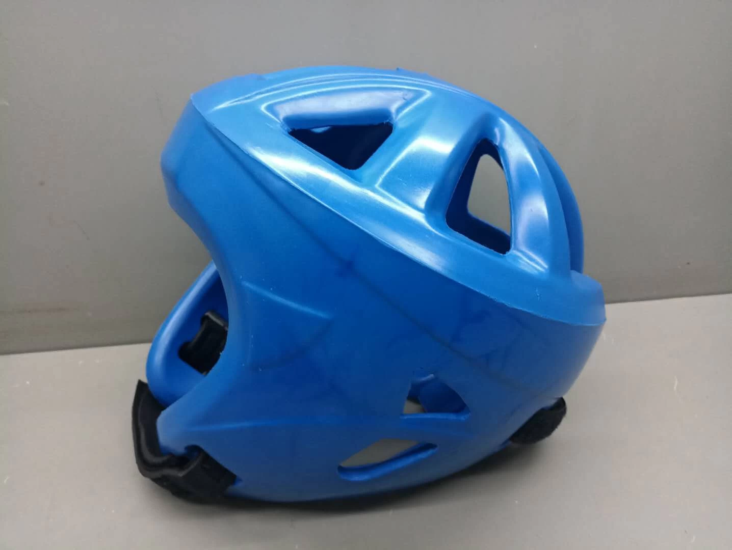 폴리우레탄 헤드 가드 PU 폼 무술 프로텍터 사용자 정의 권투 헬멧