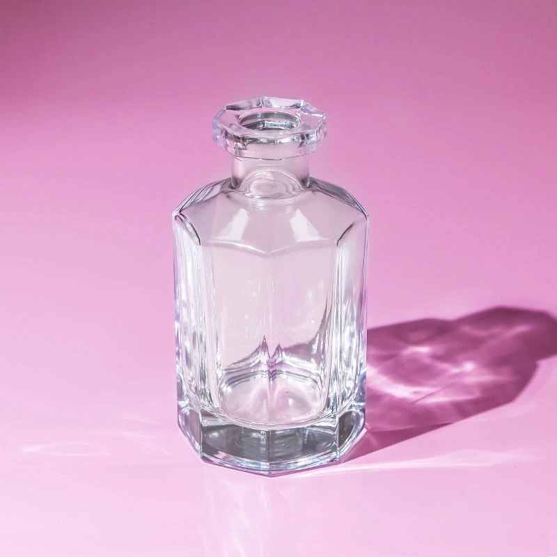 Empty 5.3oz Octangle Refillable Glass Diffuser Bottle with Fiber Sticks on Sale