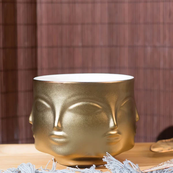 gold candle holder