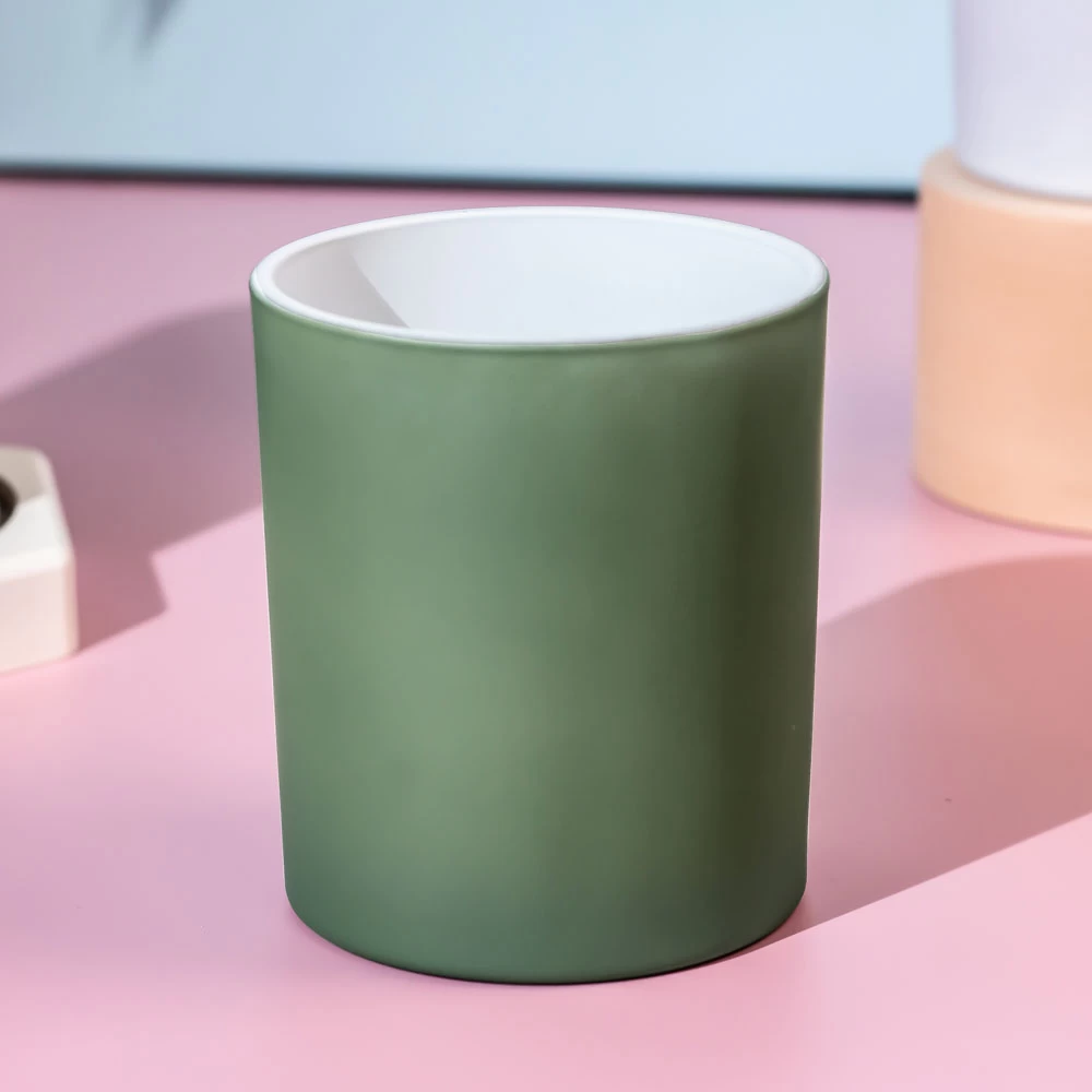 Candela in vetro verde oliva da 11 once per candele profumate con interni bianchi