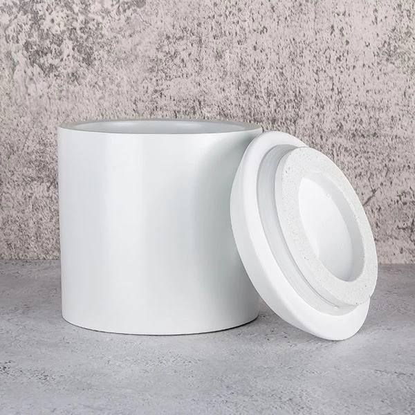 Supply 3 wick White Cement Candle Holder