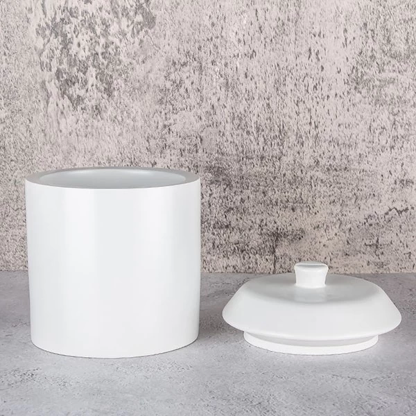 Supply 3 wick White Cement Candle Holder
