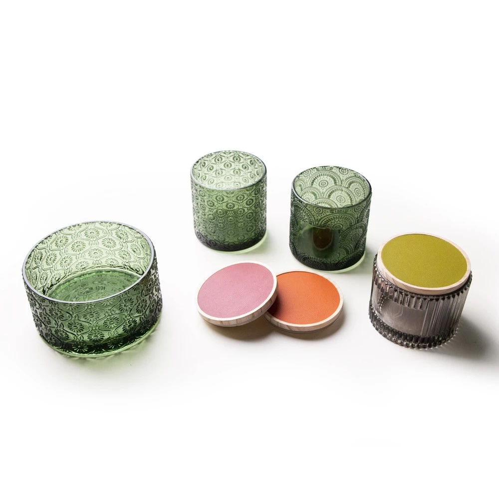 450,550,650ml Beautiful Embossed Glass Candle Holder with Leather Wood Lid Manufacture