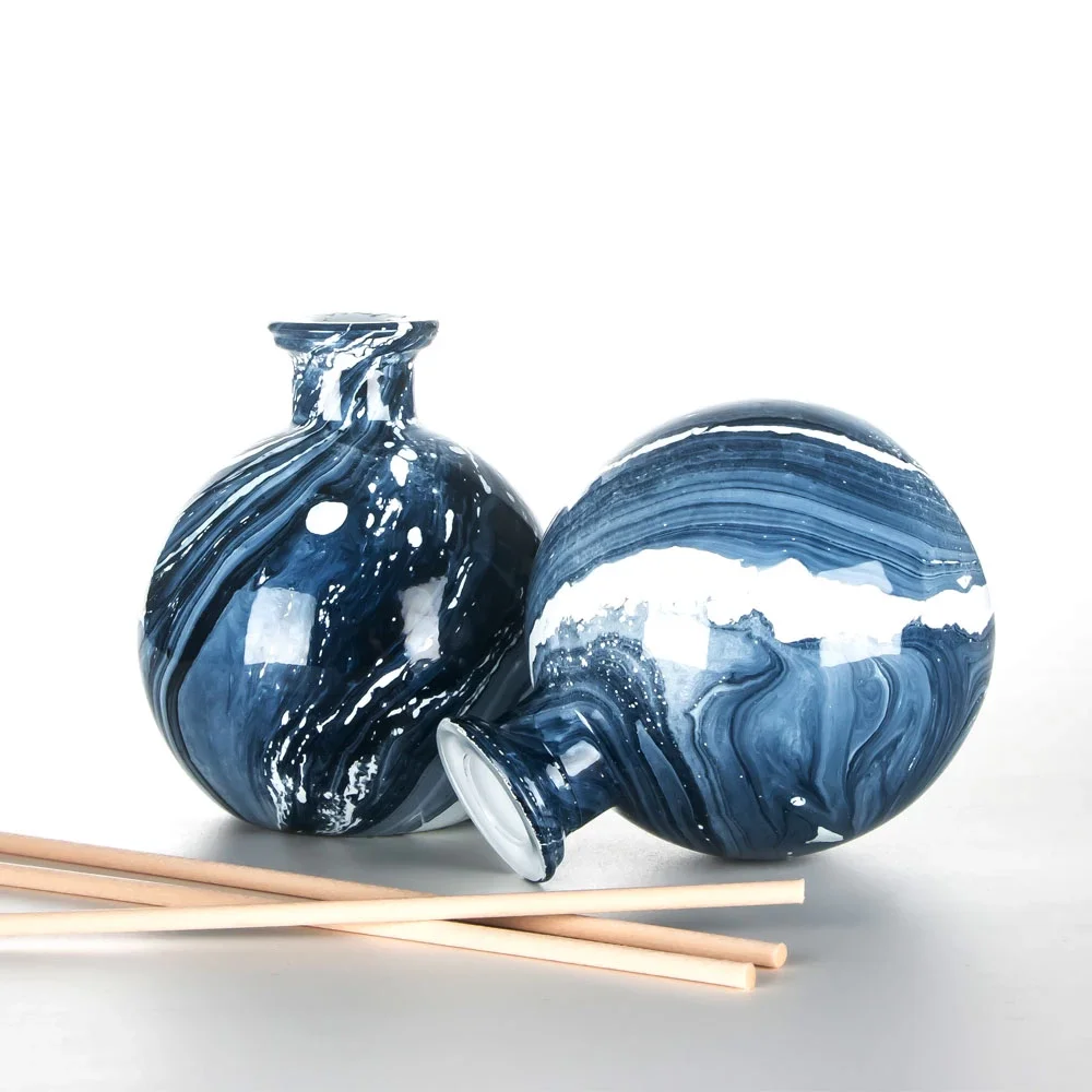 زيادة الطلب العالمي: لماذا تفوق مبيعات زجاجات العطور الزجاجية البلاستيك‌؟