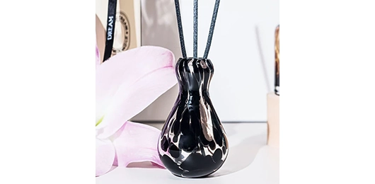 The Anatomy of Atmosphere: Glass, Ceramic, and the Art of Diffusion