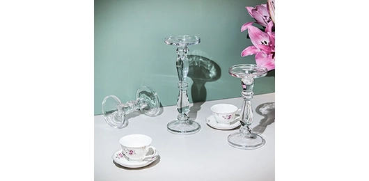 Frosted Elegance, Custom Care: Skincare Jars and Dropper Bottles for Every Brand
