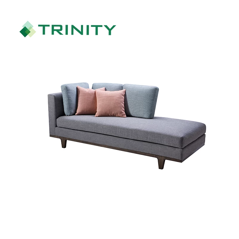 Sedia chaise longue moderna personalizzata di lusso con divano in tessuto per camera d'albergo