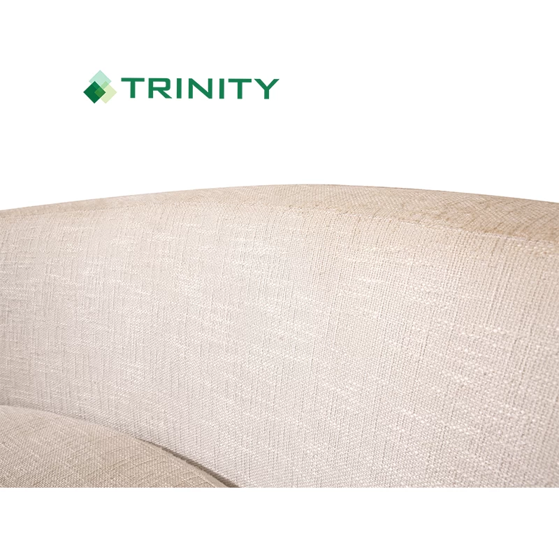 Maßgeschneidertes italienisches, modernes, kleines, geschwungenes 2-Sitzer-Sofa aus Samt in Weiß