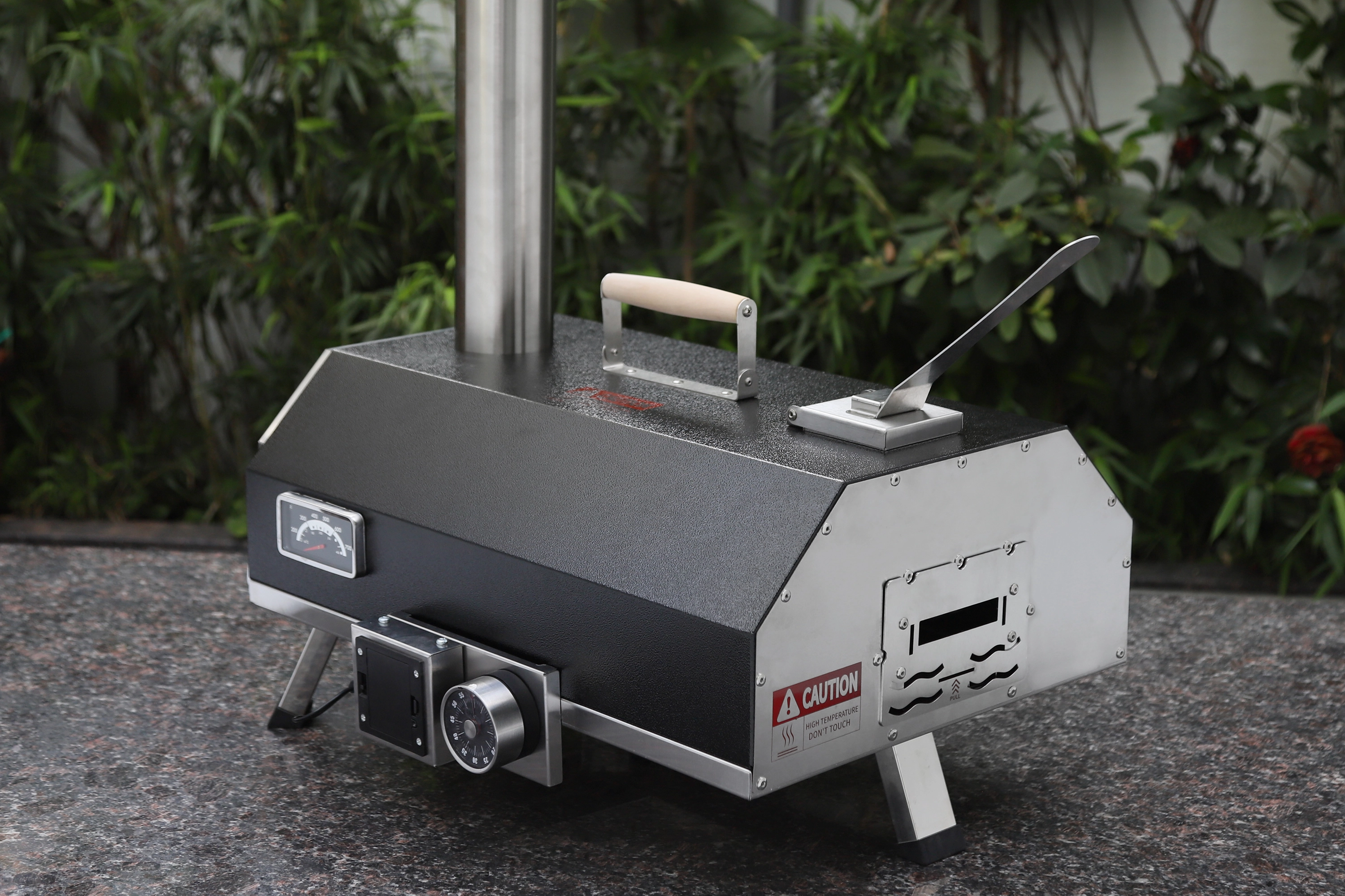 360° automatic rotation reshapes outdoor baking: How Skycrops pizza oven upgrades the family party food experience