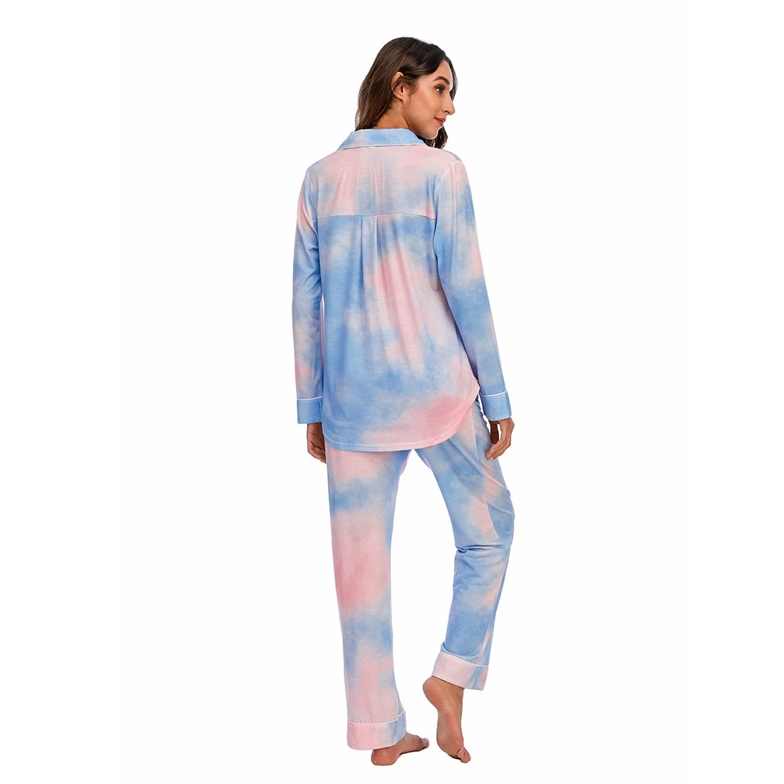 China Satin Long Pajamas Manufacturer