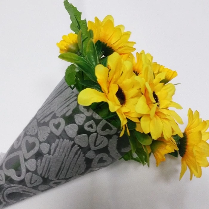 China Fresh Flowers Wrapping Paper Non Woven Flower Wrapping Paper China Non Woven Flower Sleeves Wholesaler manufacturer