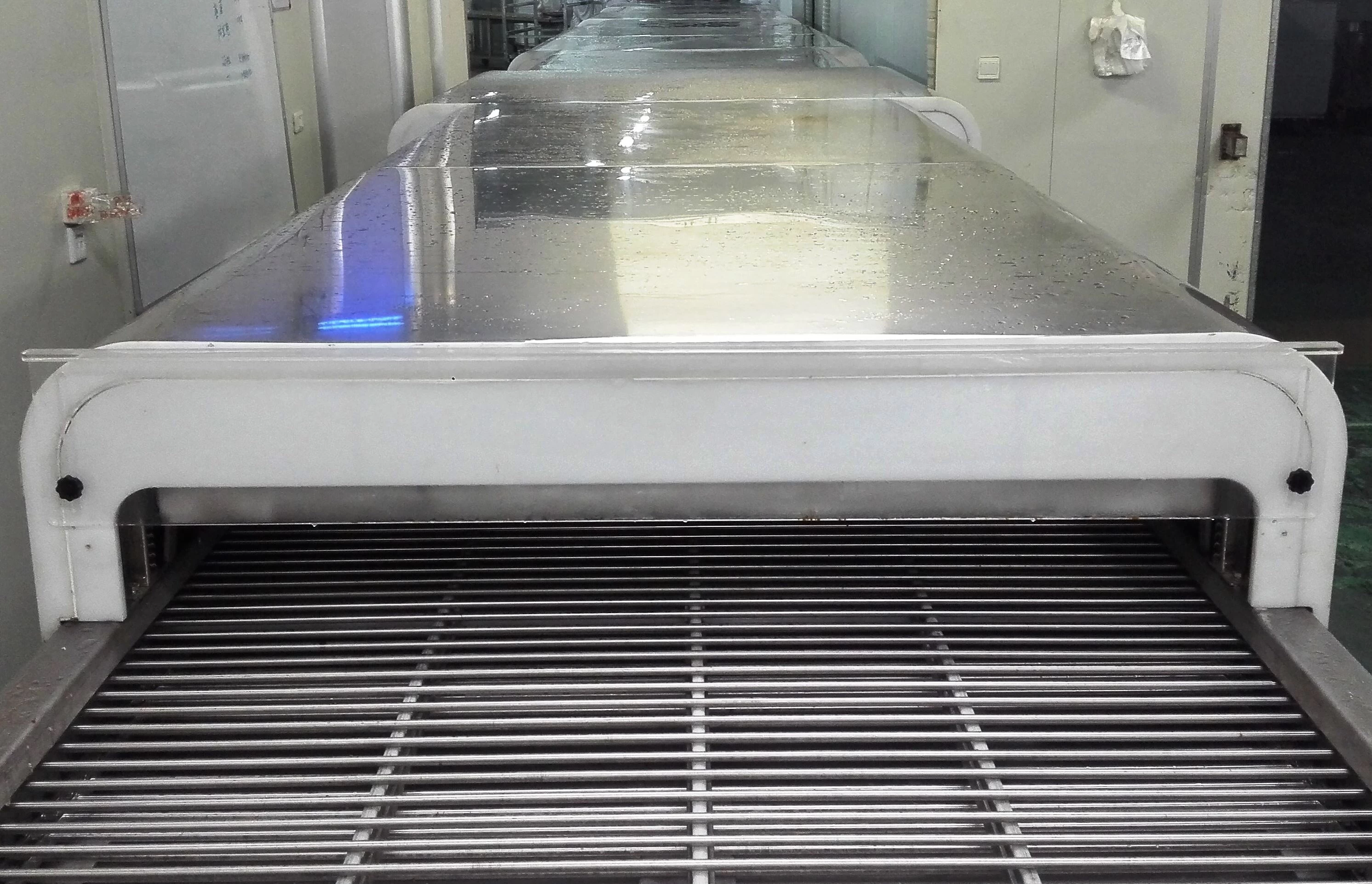 porcelana AMC Cooling Conveyor Systems Más de 20 años de excelencia fabricante