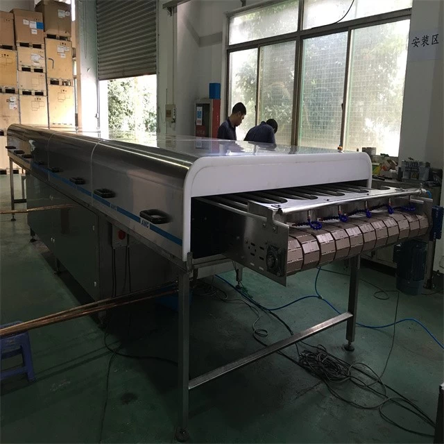 Customized high quality lipstick and freezing cooling tunnel machine