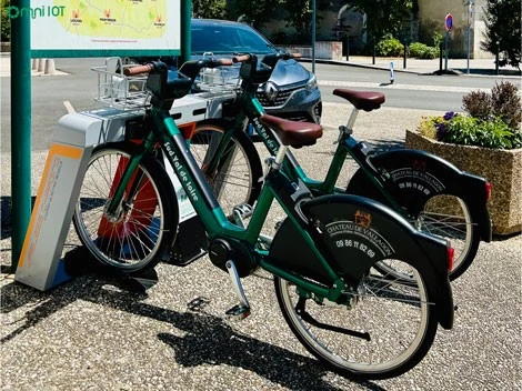 Caso di studio | omni stazione di ricarica e-bike wireless in Francia