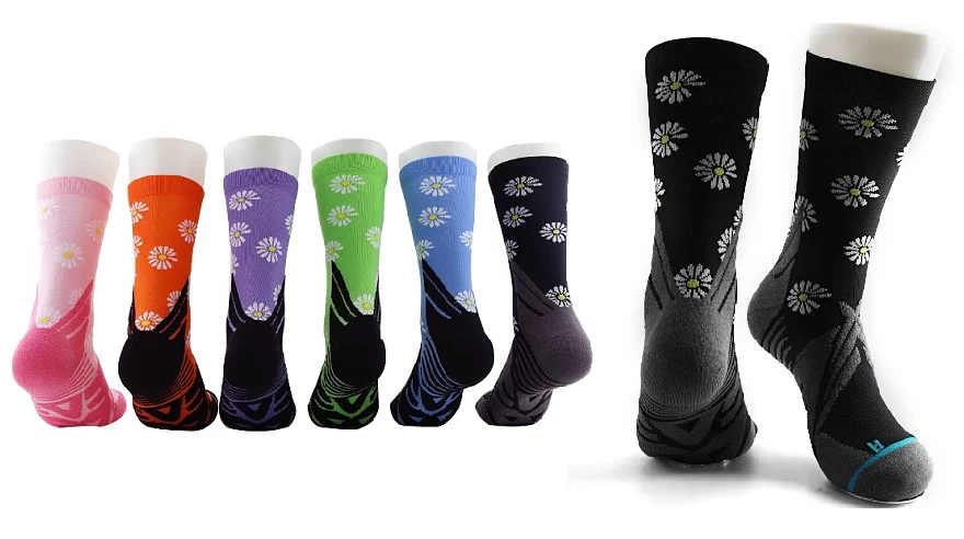 B2B wholesale knee-high socks supplier