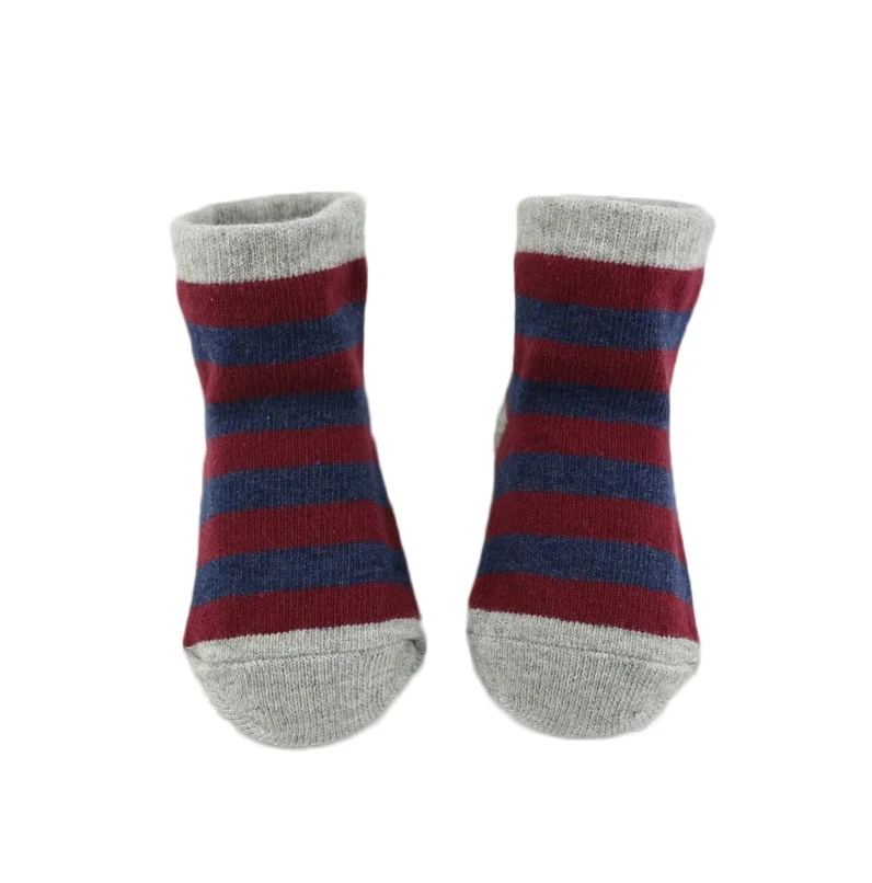 Fast delivery cartoon baby socks factory