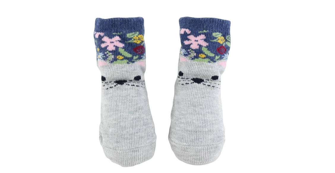 Jixingfeng Knitting Socks Factory ontpopt zich als toonaangevende innovator in de productie van babysokken