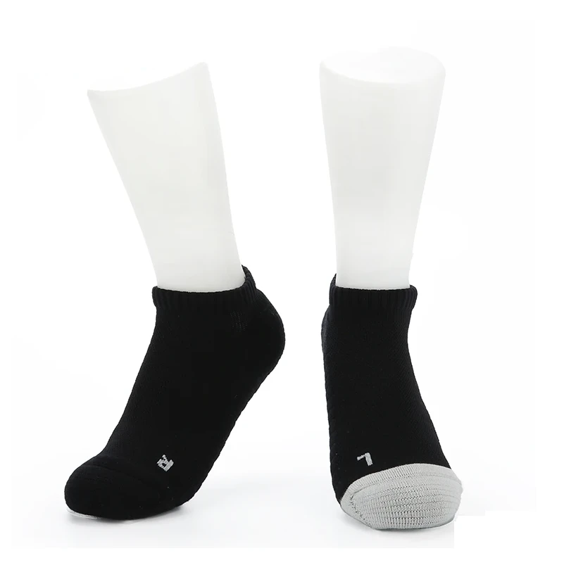 Best price professional running socks supplier
