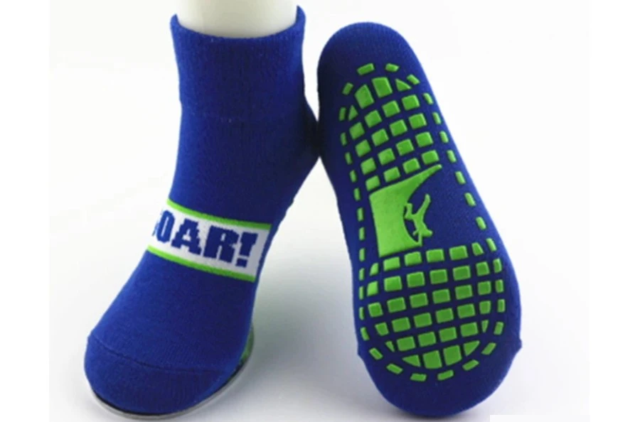 Custom five-finger yoga socks supplier