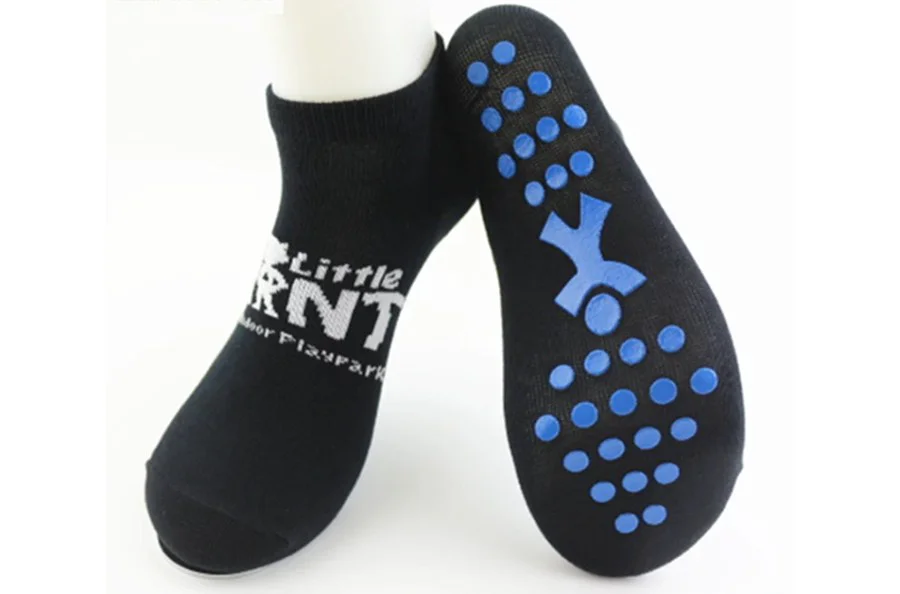 中国凭借创新的供应解决方案成为定制瑜伽袜的全球中心