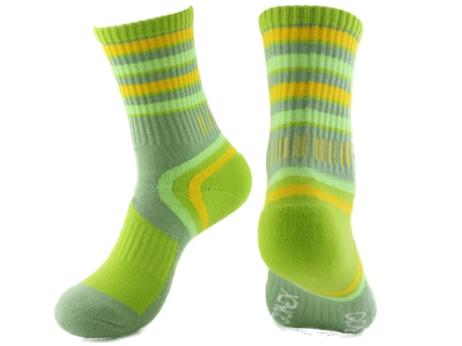 Manufacturer of cotton sports ankle socks