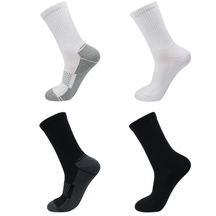 Manufacturer of cotton sports ankle socks