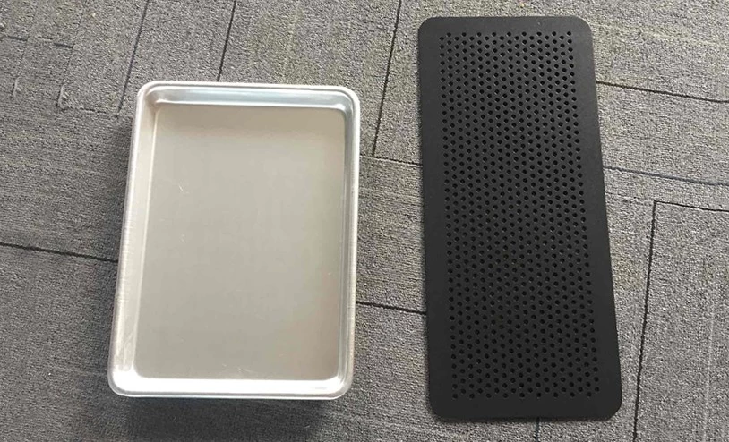 What is the best metal material for a baking sheet tray?