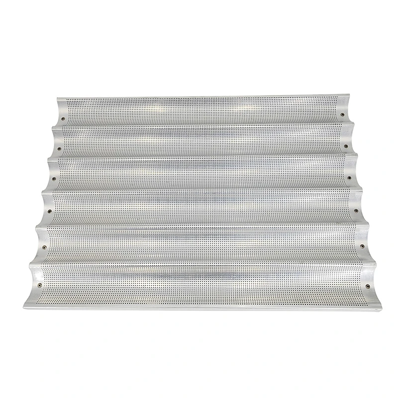 Anaeat Confezione 2 Teglie Perforate Per Baguette 38x33 Cm: Crosta Croccante E Dorata, 4 Pagnotte Per Volta, Antiaderenti, Resistenti Al Calore (230°C)