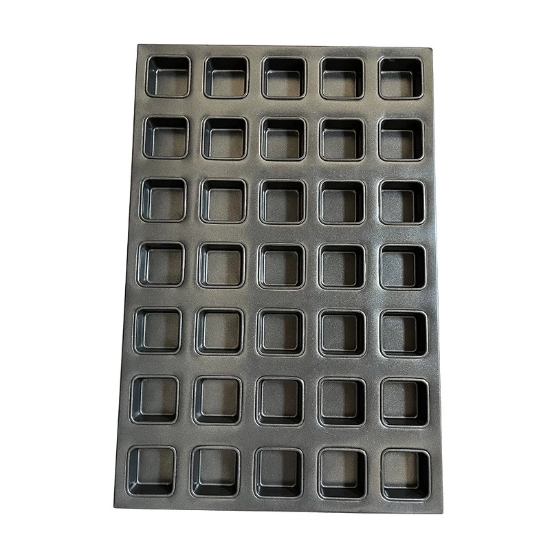 China 35-tin Square Cupcake Muffin Baking Tray manufacturer