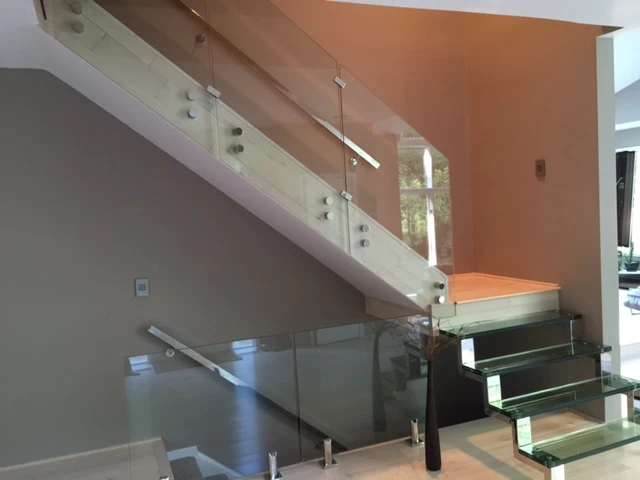 12mm tempered glass railing glass staircase