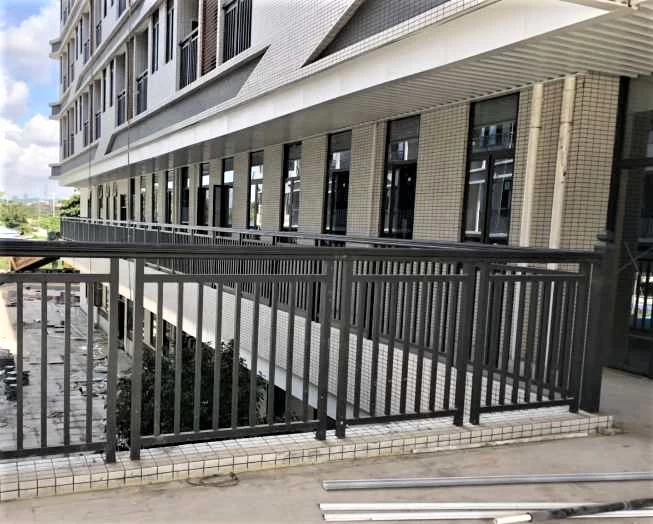 Black color aluminum balcony railing design
