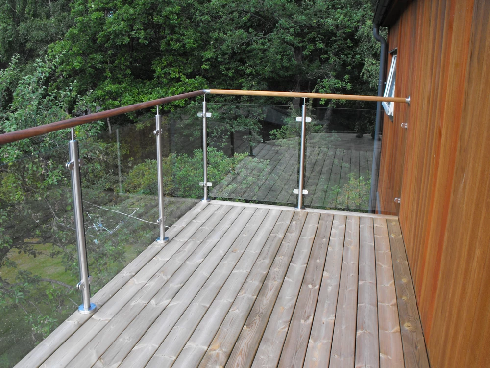 China supplier frameless glass railing balustrade post
