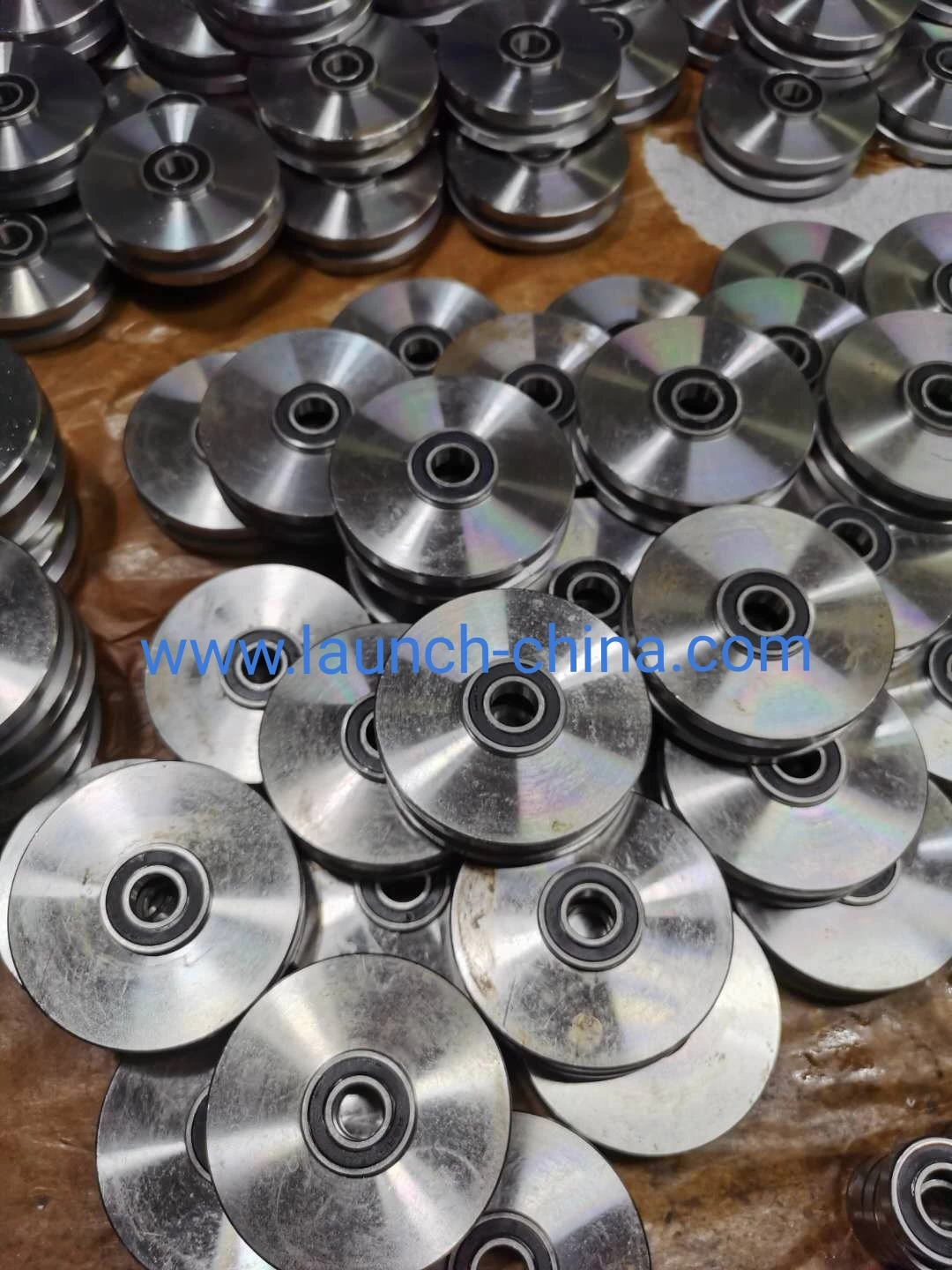 Customized CNC Machining Steel Wheel Classic with R8RS Bearing