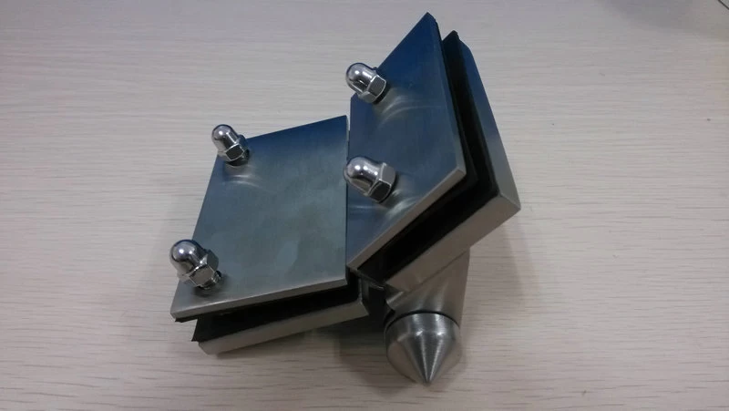Glass to Glass hinge with thick back plate protection G G1B