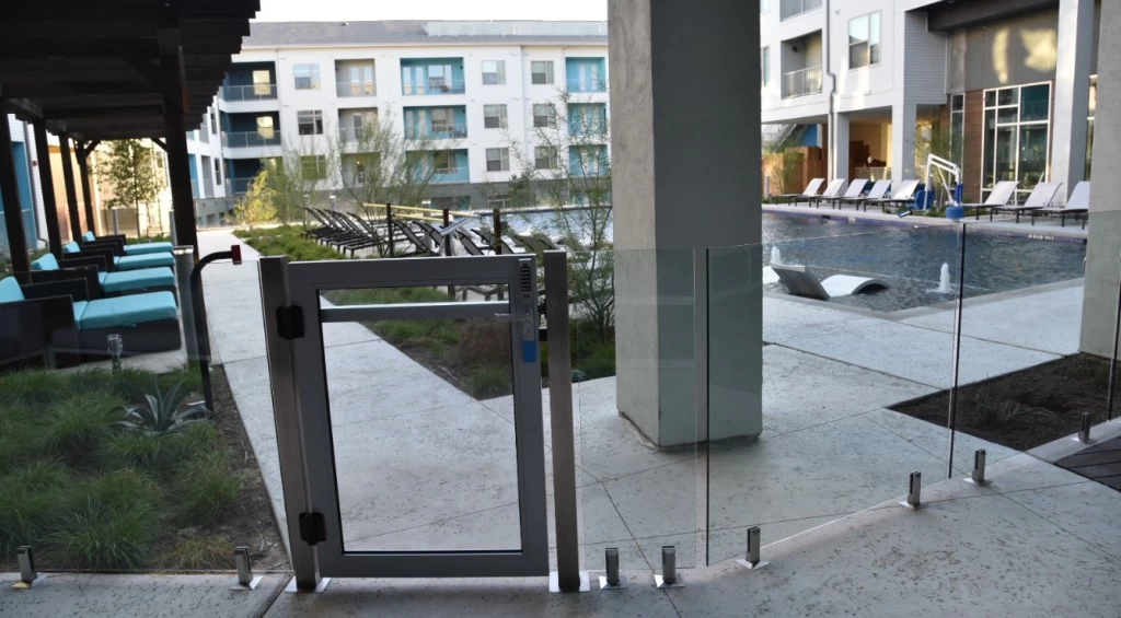 Heavy duty 80x80mm square posts stainless steel 316 for glass balustrad and railing fence