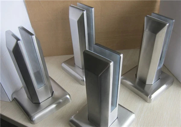 Metal railing frameless glass spigot clamps for swimming pool fence,balcony and stair balustrade modern design