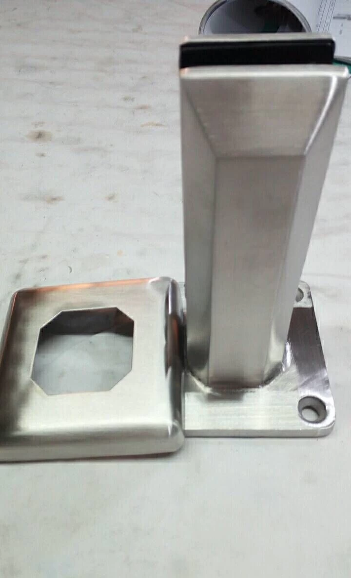Stainless Steel 2205 Glass Spigot, Glass Mini Post, Frameless Glass Balustrade Manufactuer in China