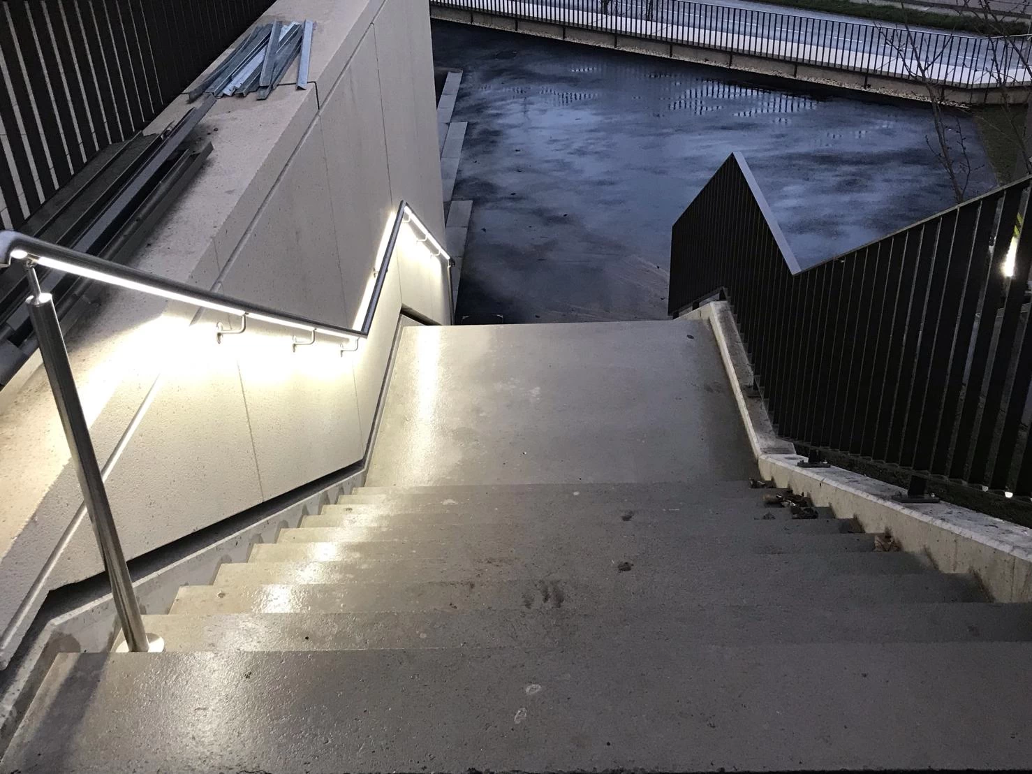 Barandilla de luz LED luminosa de acero inoxidable para escaleras